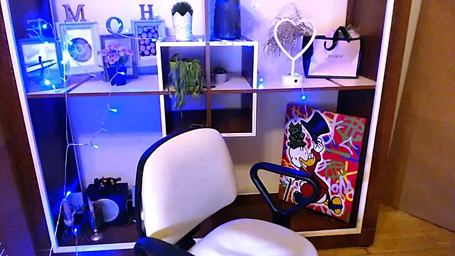 LaimaV  online show from 12/26/24, 01:54