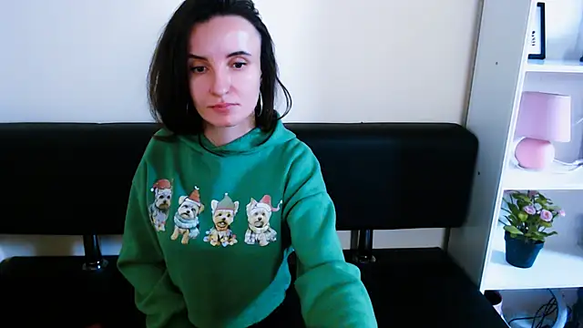 LaimaV  online show from 12/28/24, 11:41