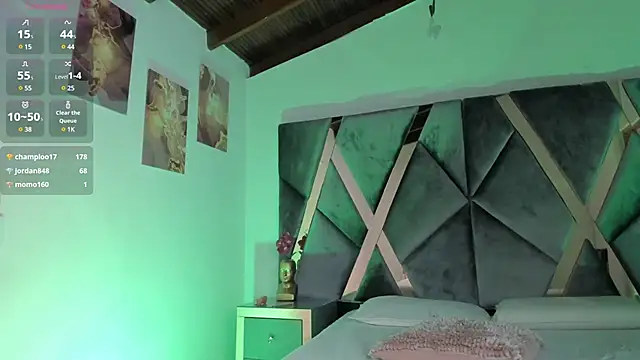 Milan ebony online show from 03/19/25, 02:35