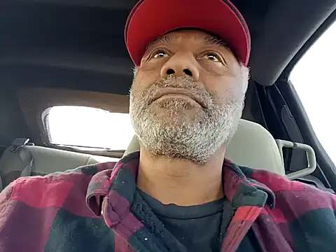 Snapshot of yasohw chatting on 01/27/25, 09:22 yasohw online show from 01/27/25, 09:22