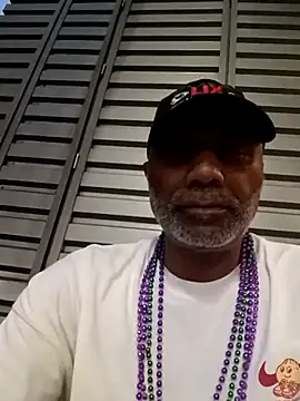 Snapshot of yasohw chatting on 03/05/25, 12:05 yasohw online show from 03/05/25, 12:05