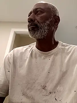 Snapshot of yasohw chatting on 09/09/25, 04:01 yasohw online show from 09/09/25, 04:01