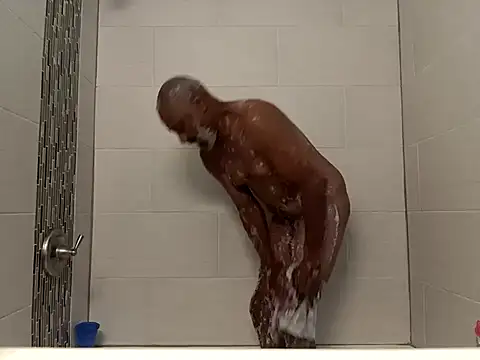 Snapshot of yasohw chatting on 09/27/25, 12:10 yasohw online show from 09/27/25, 12:10