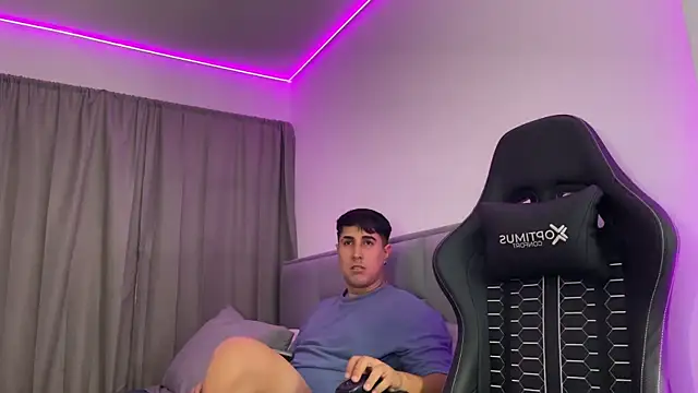 dereckbrownn online show from 11/04/25, 02:43