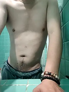 Snapshot of andylow88 chatting on 12/19/24, 06:23 andylow88 online show from 12/19/24, 06:23