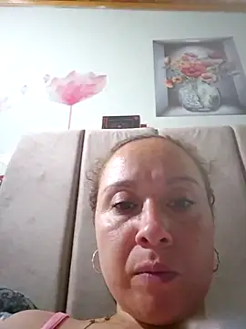 Snapshot of RenataSexy_ chatting on 03/28/26, 01:49 RenataSexy online show from 03/28/26, 01:49