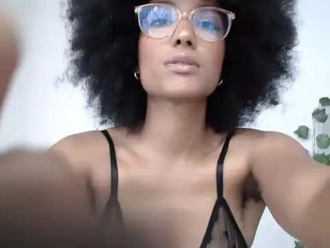 violettamartins online show from 05/15/26, 09:11