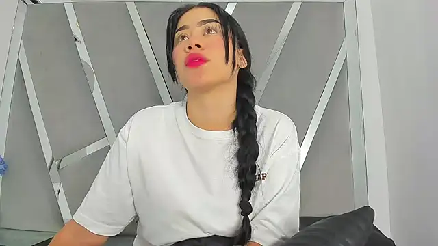 Snapshot of Sofia-candyht chatting on 01/31/25, 09:05 Sofia-candyht online show from 01/31/25, 09:05