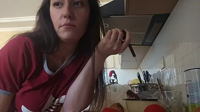 AlejandraDelaney online show from 10/31/25, 12:06