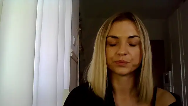 ashley xlove online show from 12/05/24, 10:55