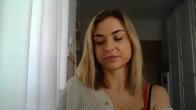 ashley xlove online show from 01/22/25, 10:50