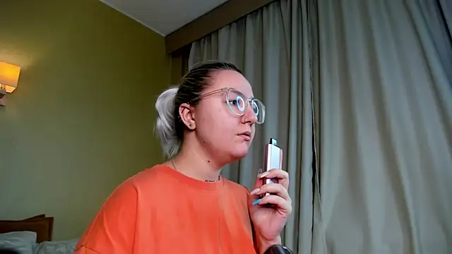 Debbie Taylor online show from 12/07/24, 04:36