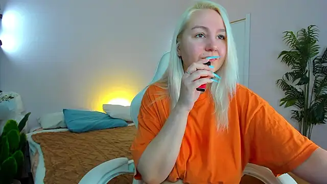 Debbie Taylor online show from 02/24/26, 04:49