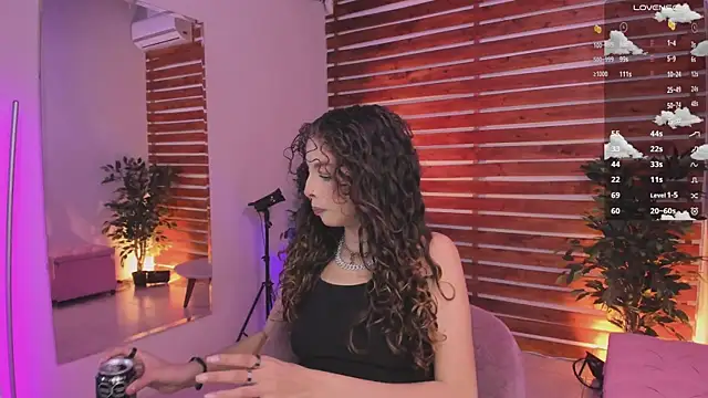 Sapphire Venuss online show from 11/26/25, 01:17