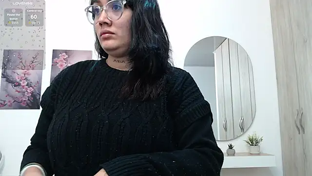 lily f00x online show from 02/18/26, 12:45