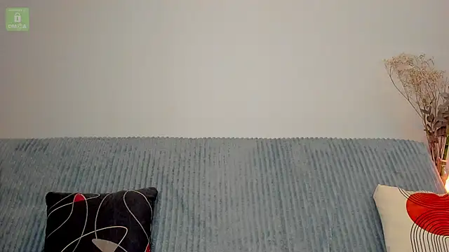 Snapshot of erika_hoiree chatting on 12/03/24, 11:57 erika hoiree online show from 12/03/24, 11:57