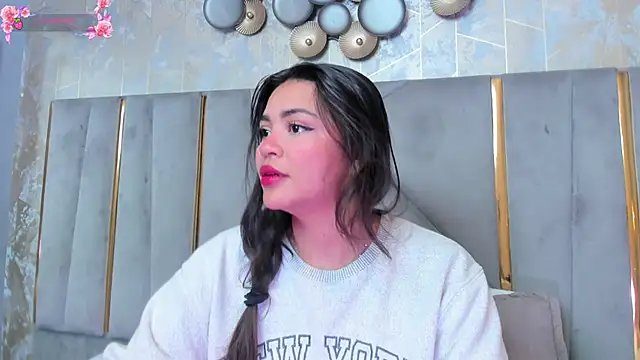 KimDevinne online show from 01/10/26, 02:02