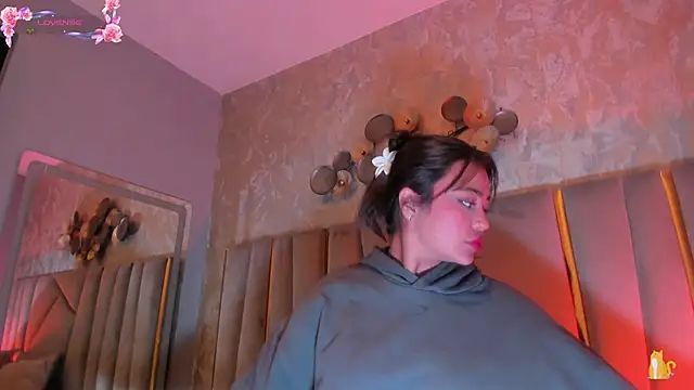 KimDevinne online show from 02/19/26, 03:02