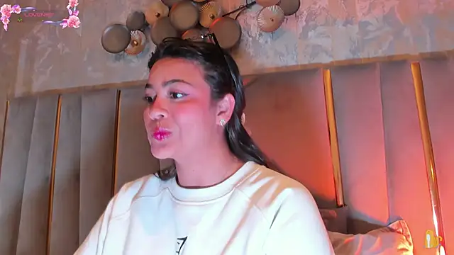 KimDevinne online show from 02/21/26, 02:23