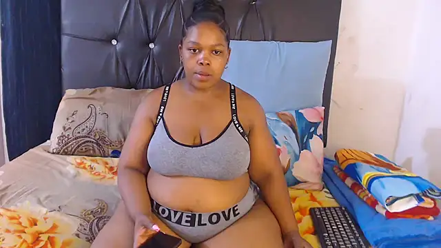 BigbootyNickyx online show from 01/18/26, 07:06