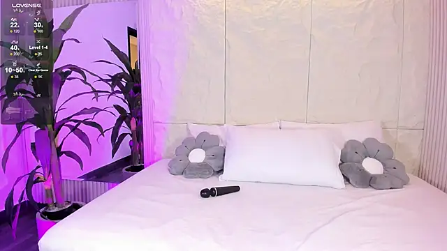 AnahinClar online show from 02/24/26, 12:14