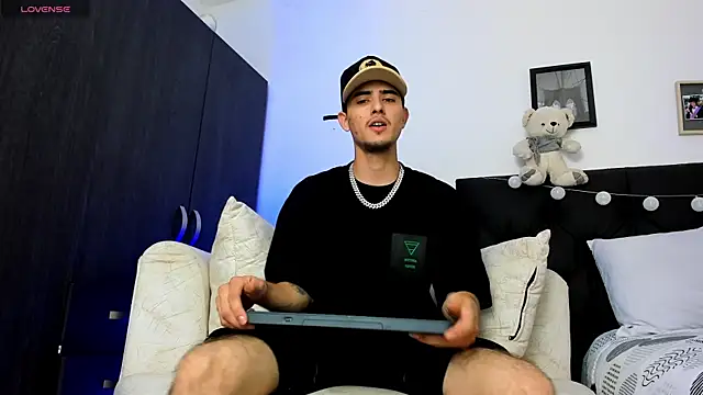 PhilipRich online show from 01/12/25, 06:38