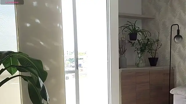 Siny Moore online show from 02/09/26, 06:01