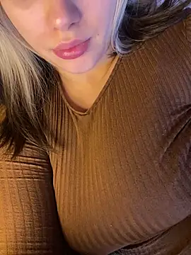 69Laura696 online show from 12/17/24, 09:39