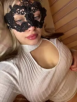 69Laura696 online show from 03/09/25, 05:28