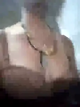 Snapshot of yovana13 chatting on 10/01/25, 02:28 yovana13 online show from 10/01/25, 02:28