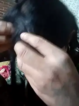 Snapshot of yovana13 chatting on 11/19/25, 04:29 yovana13 online show from 11/19/25, 04:29