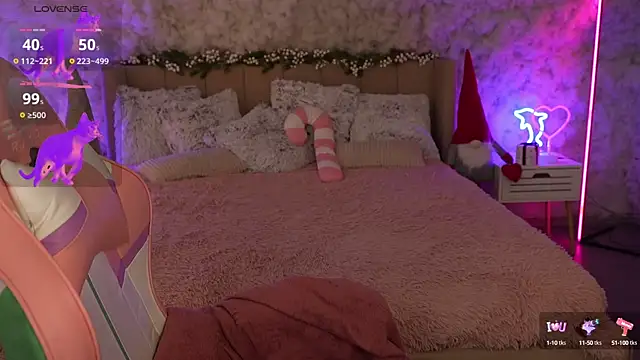 Snapshot of HaylaAmber chatting on 12/15/24, 02:05 HaylaAmber online show from 12/15/24, 02:05