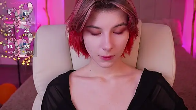 Snapshot of HaylaAmber chatting on 01/09/25, 06:48 HaylaAmber online show from 01/09/25, 06:48