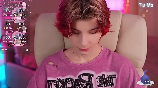 Snapshot of HaylaAmber chatting on 03/15/25, 06:58 HaylaAmber online show from 03/15/25, 06:58