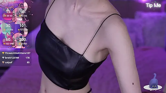 Snapshot of HaylaAmber chatting on 03/23/25, 04:27 HaylaAmber online show from 03/23/25, 04:27