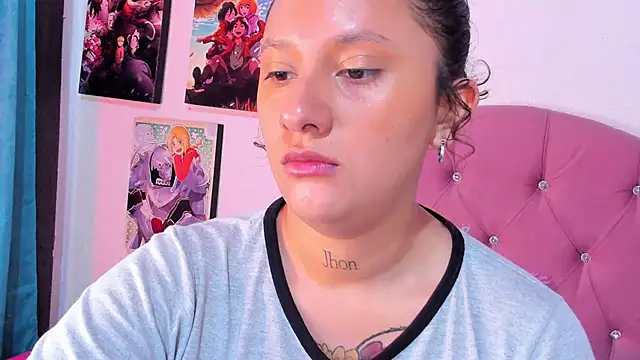 Snapshot of Mila_nixon02 chatting on 09/25/25, 04:32 Mila nixon02 online show from 09/25/25, 04:32