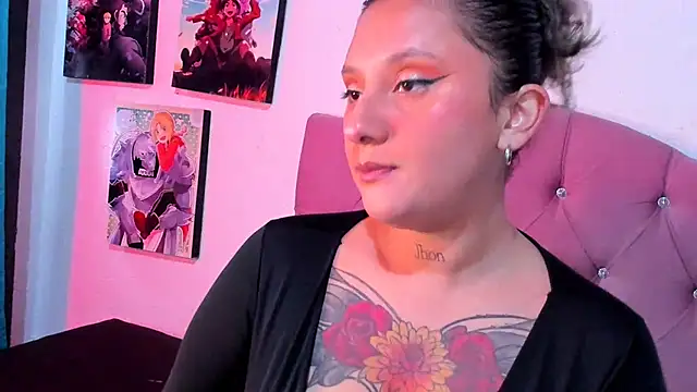 Snapshot of Mila_nixon02 chatting on 10/26/25, 06:03 Mila nixon02 online show from 10/26/25, 06:03