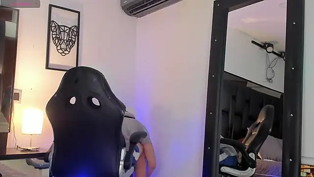 JadeSmiith  online show from 03/08/25, 10:34