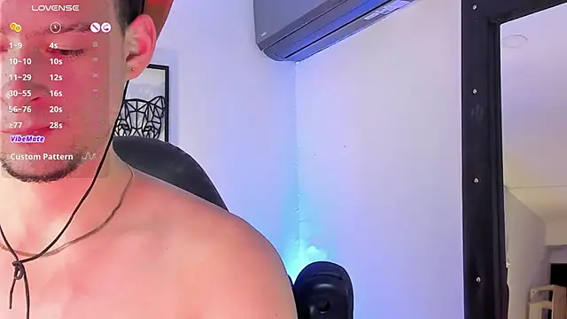 JadeSmiith  online show from 03/15/25, 12:47