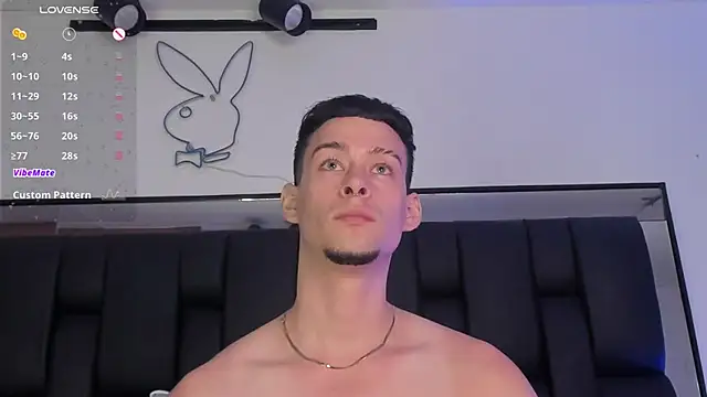 JadeSmiith  online show from 03/22/25, 01:32