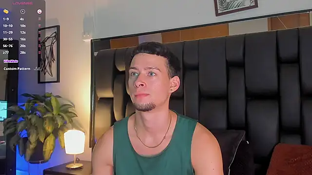 JadeSmiith  online show from 09/24/25, 10:35