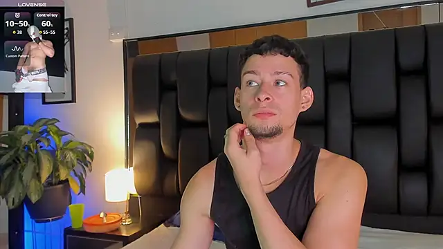 JadeSmiith  online show from 10/16/25, 10:22