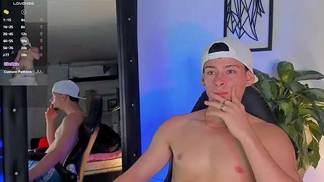 JadeSmiith  online show from 11/12/25, 09:36