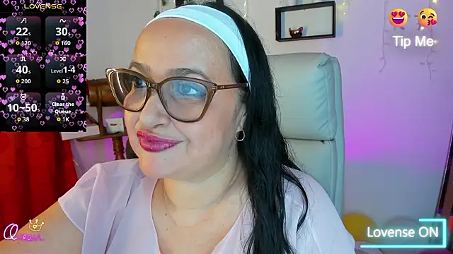 Gia Nahomi online show from 03/02/26, 10:16