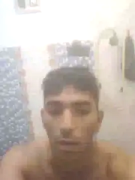 Snapshot of loganwollf chatting on 01/21/25, 03:48 loganwollf online show from 01/21/25, 03:48