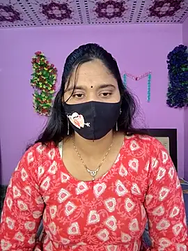 Snapshot of Hot_Maleka chatting on 11/04/25, 01:38 Hot Maleka online show from 11/04/25, 01:38