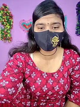 Snapshot of Hot_Maleka chatting on 12/14/25, 01:11 Hot Maleka online show from 12/14/25, 01:11