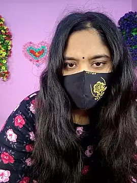 Snapshot of Hot_Maleka chatting on 12/15/25, 01:21 Hot Maleka online show from 12/15/25, 01:21