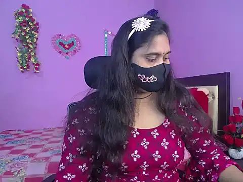 Hot Maleka online show from 01/11/26, 02:22