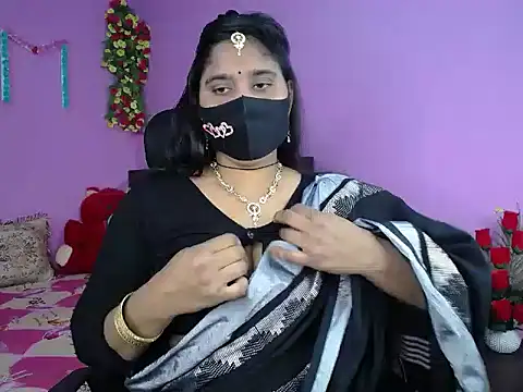 Hot Maleka online show from 02/09/26, 04:33